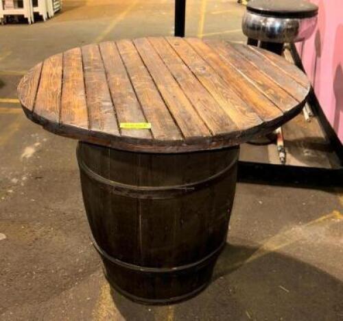 WESTERN BARREL COCKTAIL TABLE