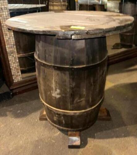 WESTERN BARREL COCKTAIL TABLE