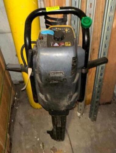 GAS POWERED STAKE / POST DRIVER