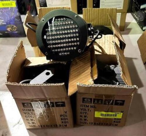 (4) SMALL LED CAN LIGHTS
