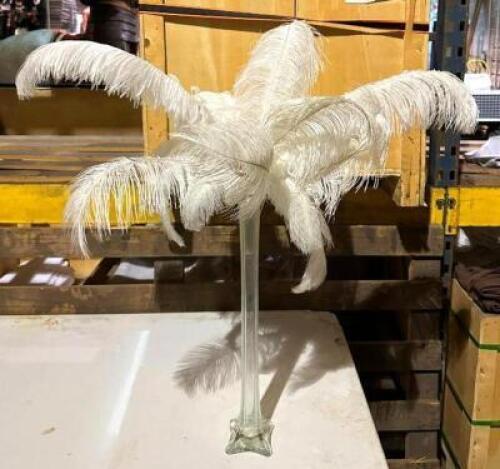 (5) OSTRICH FEATHERS WITH 20" EIFFEL TOWER VASES