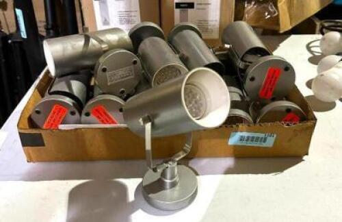 (12) PORTABLE SPOTLIGHTS