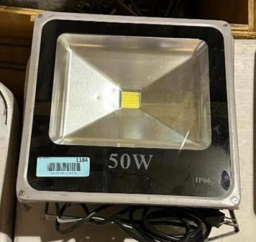 (2) LED LIGHTS
