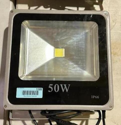 (2) LED LIGHTS