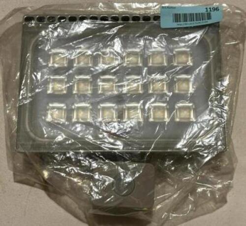MOTION SENSING LED LIGHT