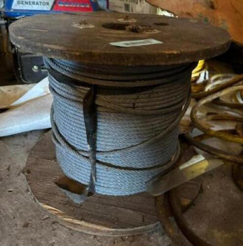 REEL OR METAL CABLE