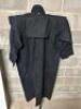 DESCRIPTION 3XL BLACK DUSTER COAT. BRAND / MODEL: JD IMPORTS MV001 ADDITIONAL INFORMATION NEW W/ CARRY BAG. SIZE 3XL LOCATION BAY 6 QTY 1 - 2