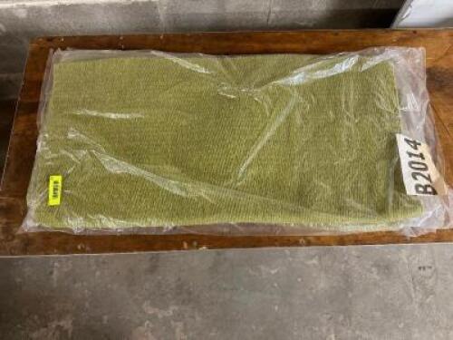 DESCRIPTION (2) 34" X 36" SADDLE BLANKETS ( GREEN) BRAND / MODEL: JD IMPORTS B2-15 ADDITIONAL INFORMATION NEW W/ PACKAGING THIS LOT IS: SOLD BY THE PI