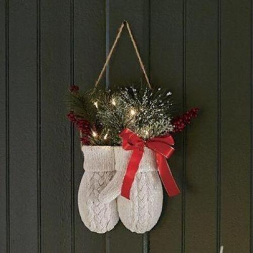 Lighted Hanging Mittens