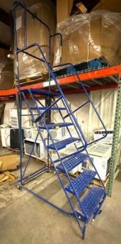 MOBILE WAREHOUSE STAIRCASE