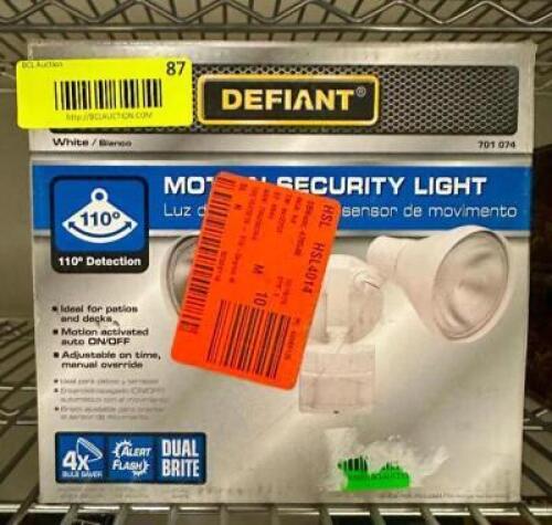 WHITE MOTION SECURITY LIGHT