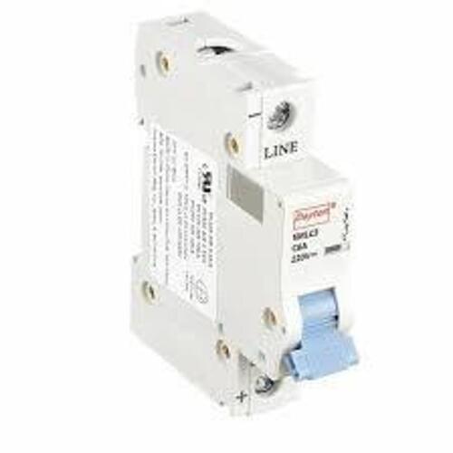 DESCRIPTION: (10) MINIATURE CIRCUIT BREAKER BRAND/MODEL: DAYTON #5MLC3 INFORMATION: 220 V DC, 1 PHASE RETAIL$: $58.57 EA QTY: 10