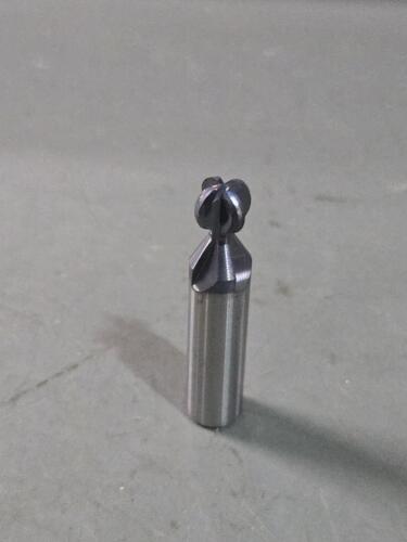 DESCRIPTION: (4) REGROUND CARBIDE BALL EBD MILLS BRAND/MODEL: GWS TM-3558 SIZE: 5/16" DIA .25" LOC RETAIL$: $191.96 QTY: 4