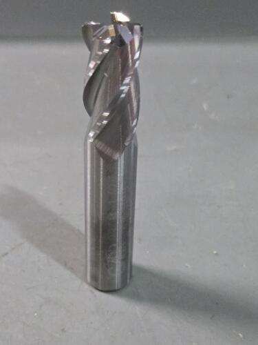 DESCRIPTION: (2) SOLID CARBIDE SQ END MILL BRAND/MODEL: GARR TOOL 13310 SIZE: 1/2" DIA .050 RAD RETAIL$: $262.35 QTY: 2