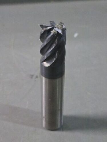 DESCRIPTION: (4) SOLID CARBIDE MACINEING TOOLBRAND/MODEL: MITGI E01-091SIZE: .1875" DIAQTY: 4