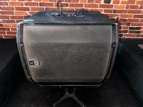 DESCRIPTION JBL PRX618S-XLF POWERED SUB WOOFER BRAND / MODEL: JBL PRX618S-XLF ADDITIONAL INFORMATION RETAILS USED FOR $650 LOCATION MAIN BAR QTY 1