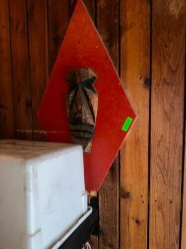 DESCRIPTION (4) 30" DIAMOND SHAPED TIKI PANELS. THIS LOT IS: ONE MONEY LOCATION TIKI BAR QTY 1