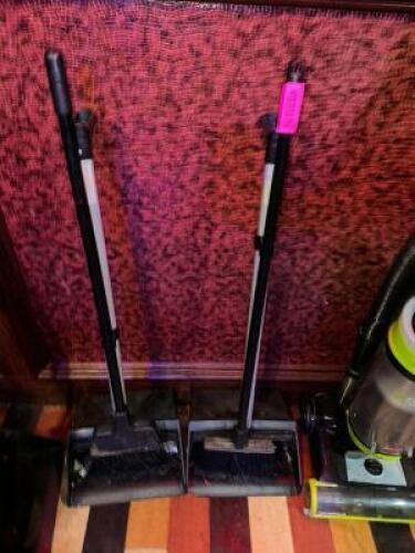 DESCRIPTION (2) DUST PANS AND BROOMS THIS LOT IS: SOLD BY THE PIECE LOCATION BACK BAR QTY 2
