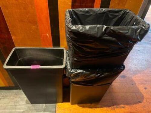 DESCRIPTION (3) 20 GALLON BAR SIDE TRASH CANS THIS LOT IS: SOLD BY THE PIECE LOCATION MAIN BAR QTY 3