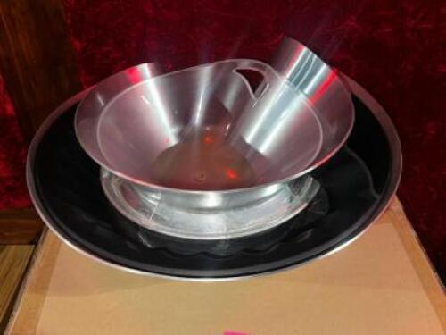 DESCRIPTION (4) "THE CURVE" STAINLESS BOTTLE GLORIFIERS. THIS LOT IS: SOLD BY THE PIECE LOCATION VIP STAGE QTY 4