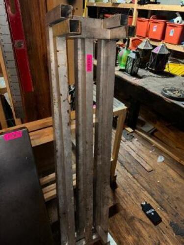 DESCRIPTION (2) 36" ALUMINUM DUNNAGE RACK THIS LOT IS: SOLD BY THE PIECE LOCATION WAREHOUSE QTY 2