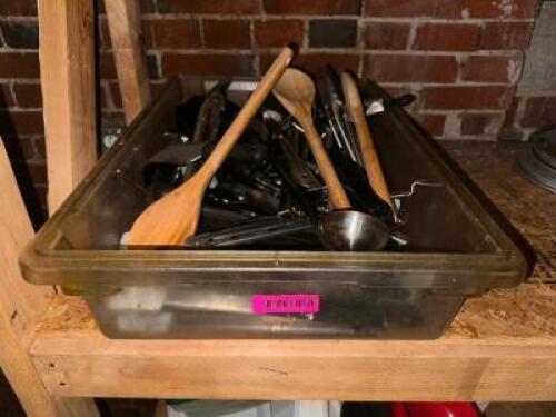 DESCRIPTION (3) CONTAINERS W/ CONTENTS - ASSORTED SMALL WARES AND UTENSILS THIS LOT IS: ONE MONEY LOCATION WAREHOUSE QTY 1