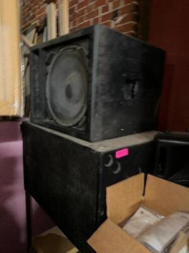 DESCRIPTION (2) ASSORTED LOUD SPEAKERS ADDITIONAL INFORMATION UNTESTED. MAY BE ISSUE WITH SPEAKERS THIS LOT IS: SOLD BY THE PIECE LOCATION WAREHOUSE Q