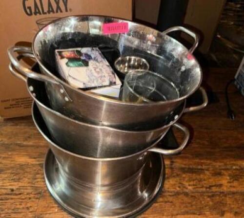DESCRIPTION (3) STAINLESS BAR SERVICE BUCKETS THIS LOT IS: SOLD BY THE PIECE LOCATION WAREHOUSE QTY 3