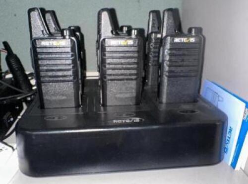 DESCRIPTION (12) RETCV16 WALK TALKIES W/ CHARGING BASE, BRAND / MODEL: RETC LOCATION MAIN BAR QTY 1
