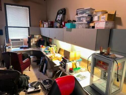 DESCRIPTION FOUR PERSON OFFICE CUBICAL W/ HUTCH , DESKS, AND PARTITIONS. ADDITIONAL INFORMATION CONTENTS ARE NOT INCLUDED LOCATION OFFICE QTY 1