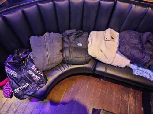 DESCRIPTION (1) LOT OF MISC CLOTHING. THIS LOT IS: ONE MONEY LOCATION MAIN BAR QTY 1