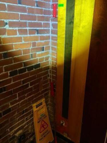 DESCRIPTION DRAIN SNAKE TOOL AND WET FLOOR SIGN LOCATION HALL QTY 1