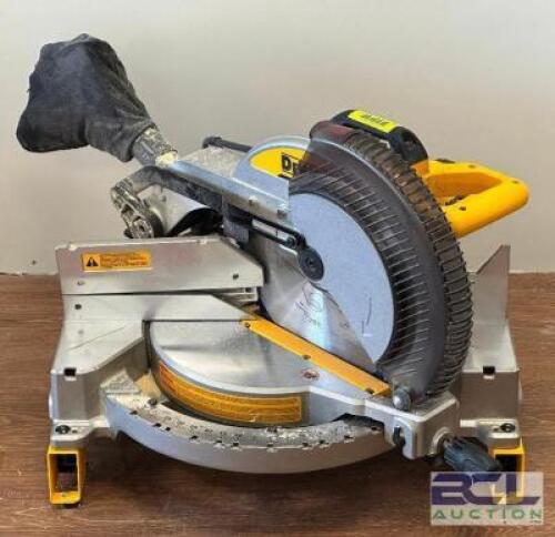 15 AMP 12 INCH. SINGLE BEVEL COMPOUND MITER SAW