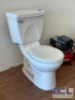 ROUND SEAT SLOW CLOSE TOILET - 6