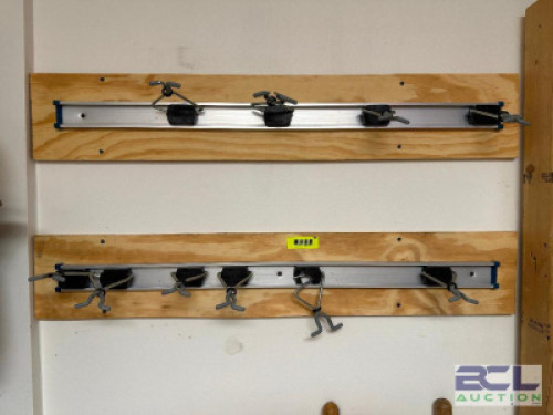 WALL MOUNTED TOOL HANGER