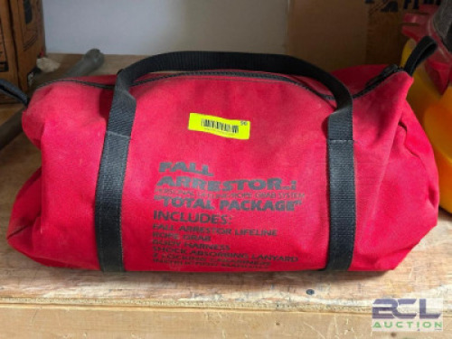 FALL ARRESTOR SAFETY SYSTEM