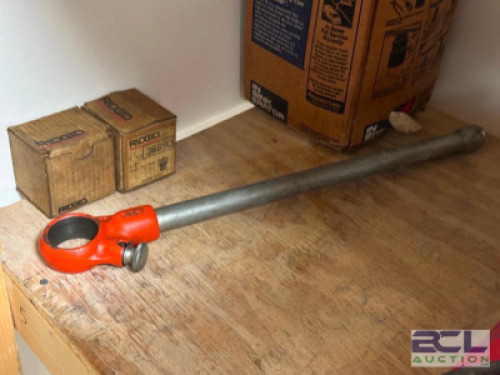 MANUAL PIPE THREADER
