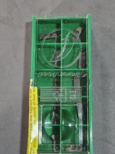DESCRIPTION: (30) CERAMIC GROOVING INSERTS BRAND/MODEL: GREENLEAF TL-17-9587 WG-300 RETAIL$: $762.90 QTY: 30