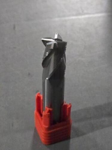 DESCRIPTION: (1) SOLID CARBIDE GP STUB SQ ENDMILL BRAND/MODEL: FULLERTON 32153 SIZE: 5/8" DIA RETAIL$: $163.98 QTY: 1