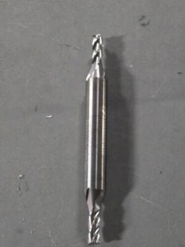 DESCRIPTION: (3) CARBIDE DE SQ END MILLS BRAND/MODEL: FULLERTON 32493 SIZE: 3/16" RETAIL$: $124.78 QTY: 3