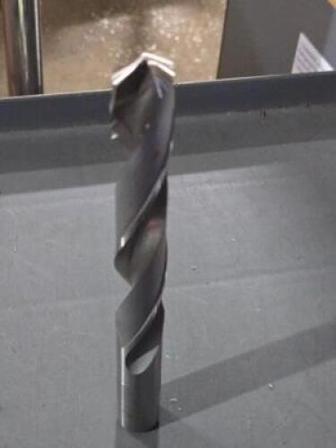 DESCRIPTION: (1) CARBIDE TIPPED JOBBER DRILL BIT BRAND/MODEL: MADE IN USA 82044207 SIZE: 3/4" DIA RETAIL$: $130.29 QTY: 1