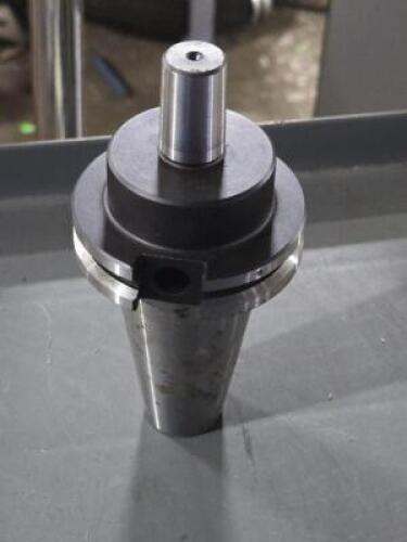 DESCRIPTION: (1) CAT 40 TO J4 TAPER HOLLDER BRAND/MODEL: BISON 7-181-406 RETAIL$: $190.00 QTY: 1