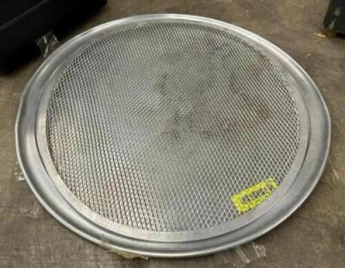 (2) PIZZA PANS