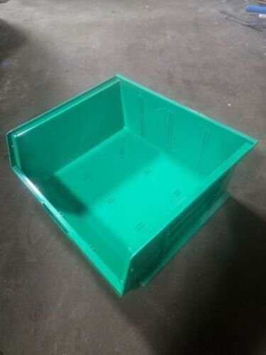 DESCRIPTION: (6) BIN SHELVING BINSBRAND/MODEL: QUANTUM STORAGE #10E979INFORMATION: GREEN BINS ONLYSIZE: 14 3/4" X 16 1/2" X 7"RETAIL$: $16.68 EAQTY: 6