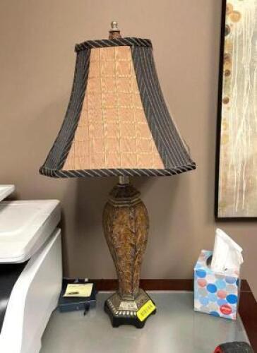 28" TALL ACCENT LAMP