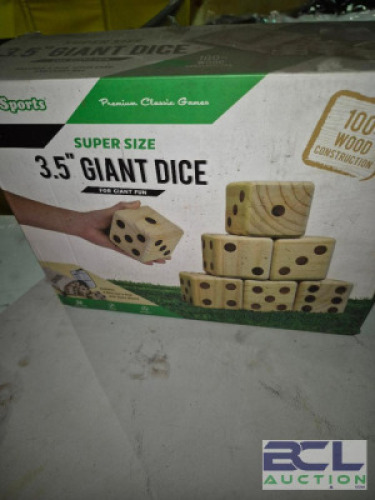 3.5� Giant Dice #212