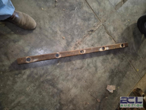(2) - 5 HOLE STAKE BARS
