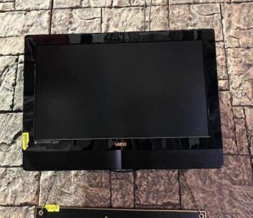 31" VIZIO TV