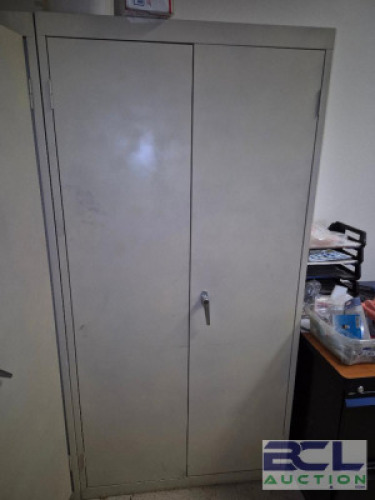 1 - Cabinet (3'x18" x 6') #333