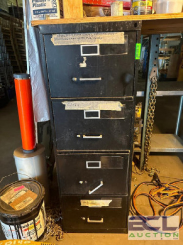 CABINET WITH TOOL CONTENTS